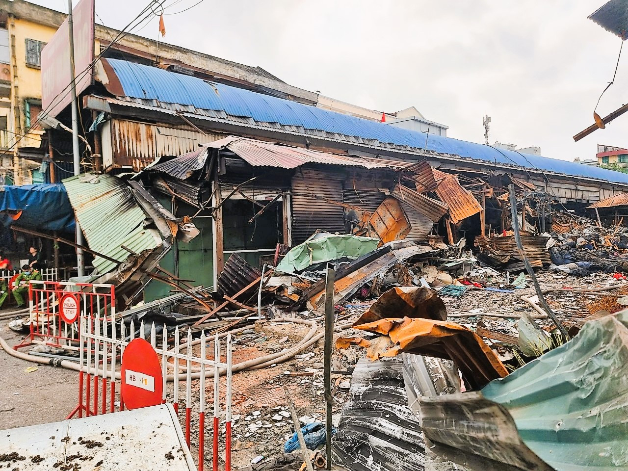 Hình ảnh mô tả khu vực Mega Market cũ, nơi dự kiến xây dựng lại chợ Đổ Hải Phòng