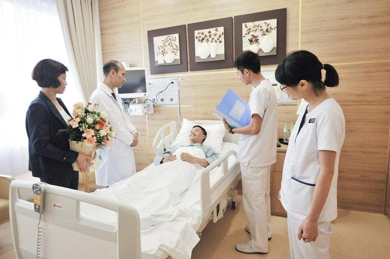 Không gian phòng bệnh tiện nghi tại Vinmec