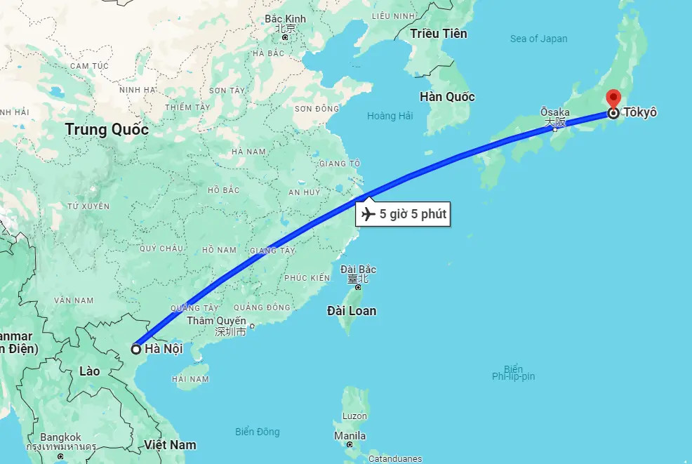 Máy bay di chuyển trên bầu trời giữa Việt Nam và Nhật Bản