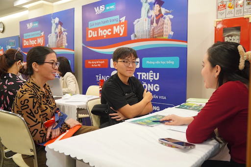 Vì sao cần học nghiệp vụ tư vấn du học?