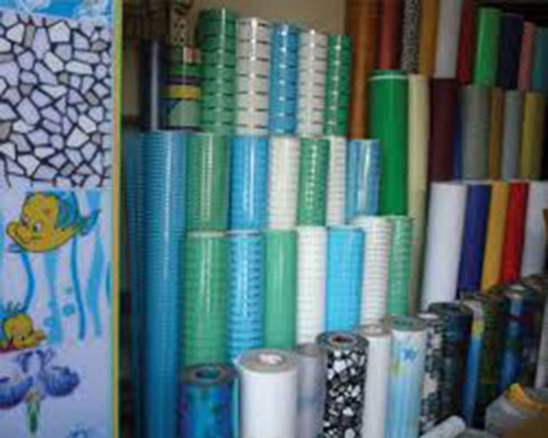 Decal dán kính cho phòng ngủ vợ chồng