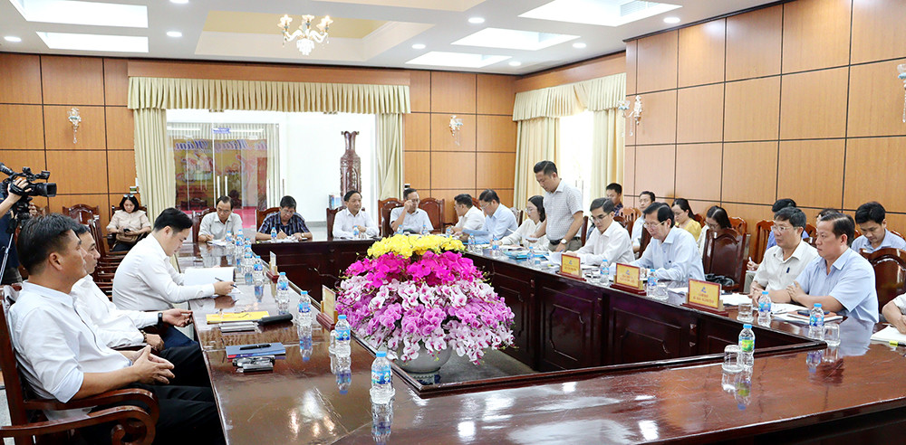 Khu Công Nghiệp Vàm Cống: Tiến Độ và Thách Thức Trong Phát Triển Hạ Tầng