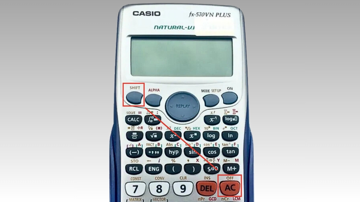 Nơi Thay Pin Máy Tính Casio Đảm Bảo Chất Lượng và Nhanh Chóng Đóng nắp và lật mặt lưng Casio Fx 570VN Plus trước khi thay pin