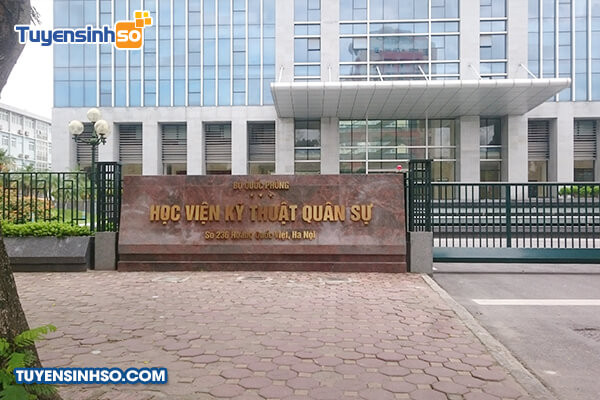 Khuôn viên Học viện Kỹ thuật Quân sự nhìn từ trên cao