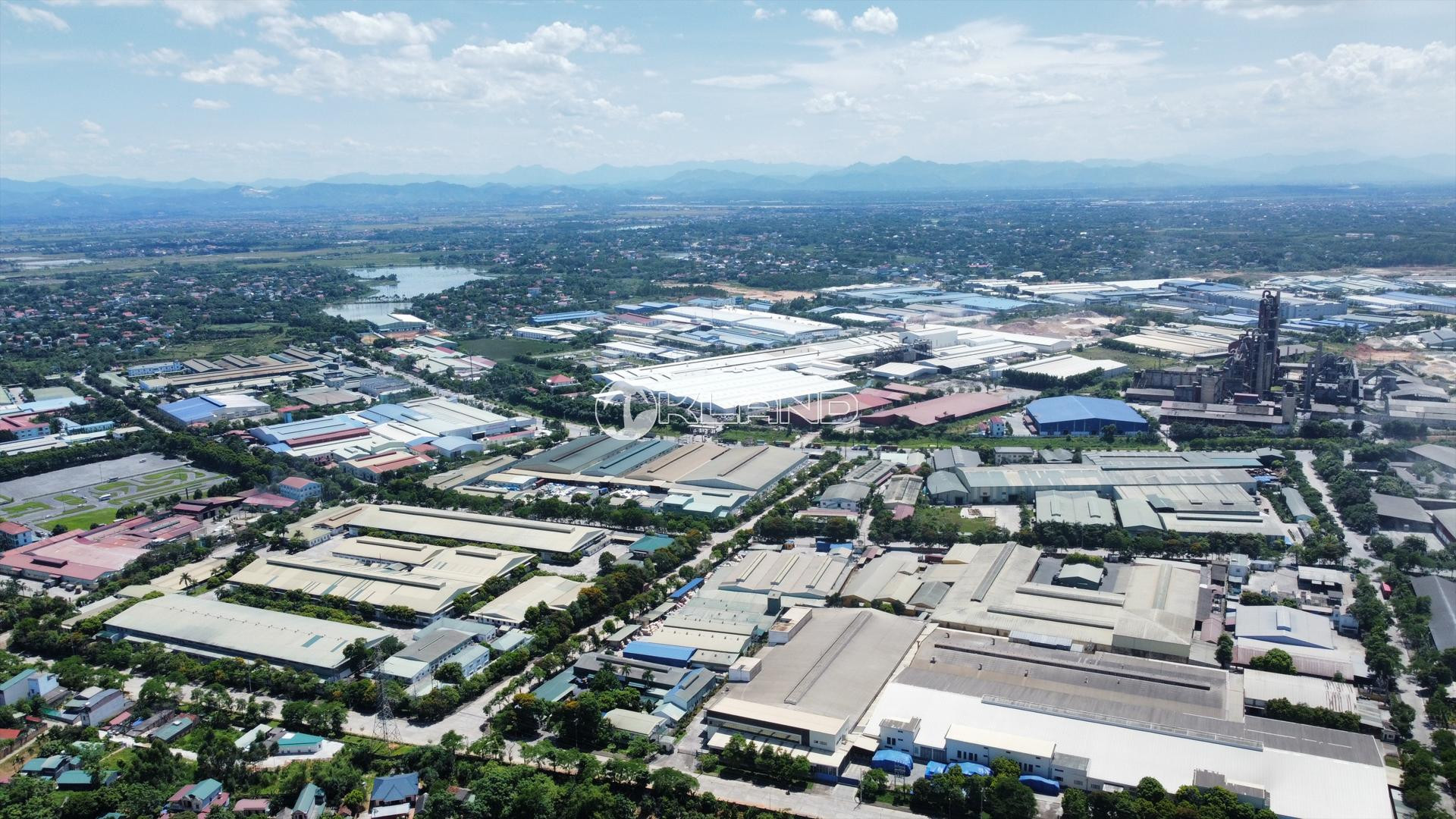 Toàn cảnh Khu công nghiệp Thụy Vân nhìn từ trên cao với hạ tầng giao thông