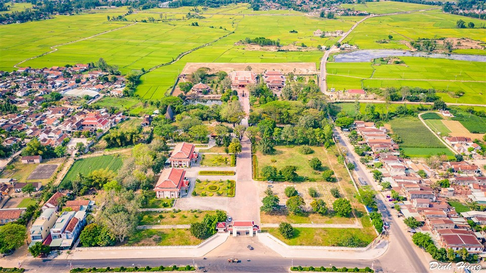 Bảo tàng Quang Trung từ trên cao, kiến trúc cổ kính