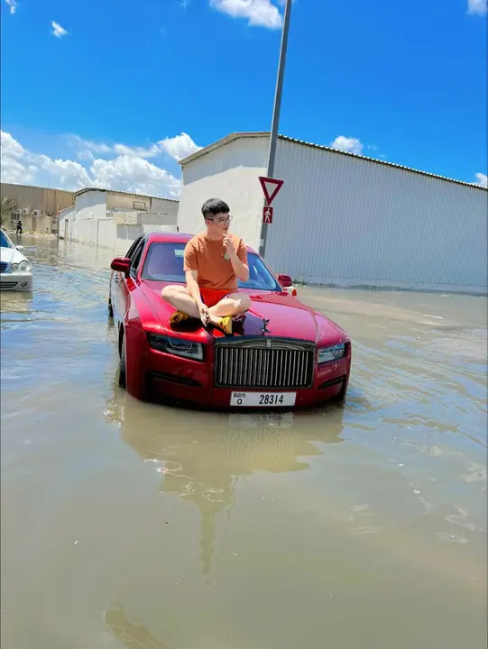 Mr Pips Quê Ở Đâu? Hé Lộ Sự Thật Về Ông Hoàng Khoe Khoang