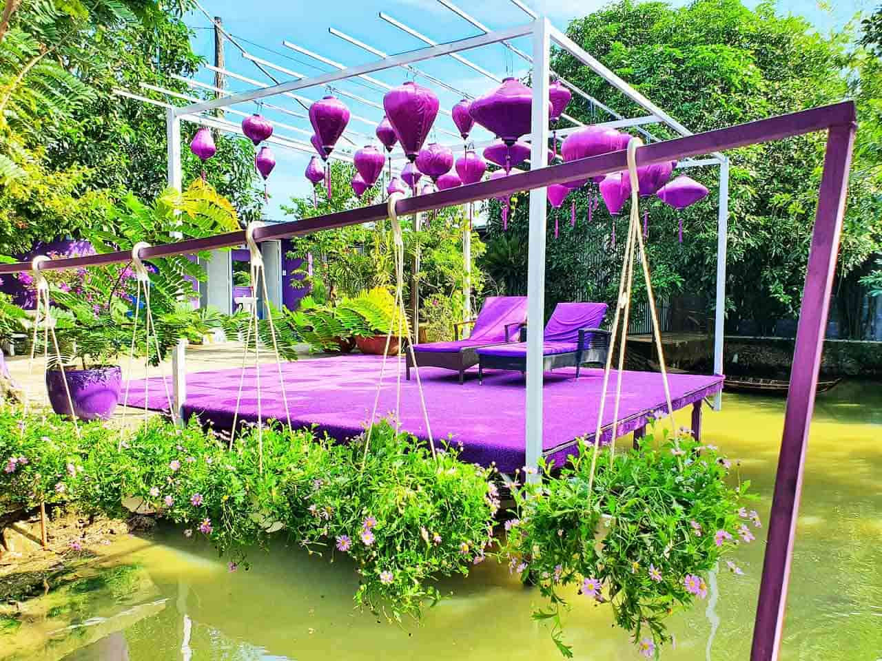 bến nước đèn lồng tím, khung cảnh miền tây sông nước tại căn nhà màu tím Cần Thơ