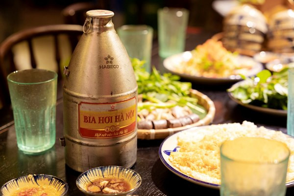 Bia hơi Hà Nội keg 2 lít phù hợp cho bữa ăn gia đình