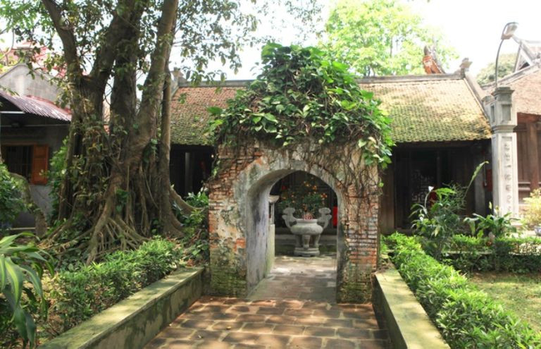 Bức tranh toàn cảnh Thành Cổ Loa ở Đông Anh, Hà Nội