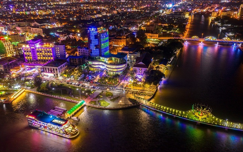 Cần Thơ về đêm tháng 11