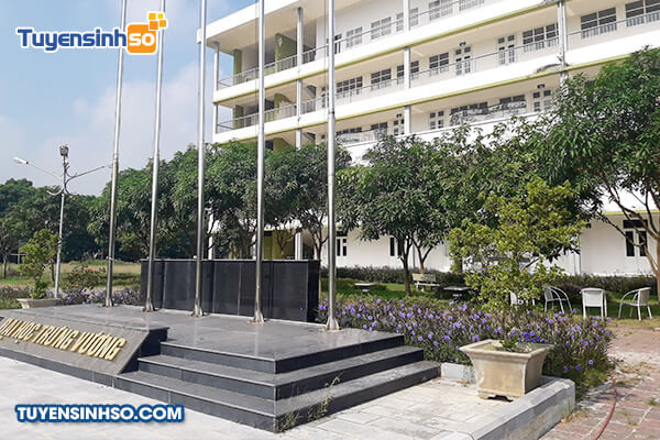 Cơ sở chính Đại học Trưng Vương tại Phú Thọ