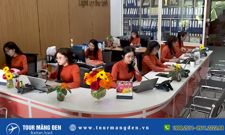 Con đường quanh co từ Pleiku đến Măng Đen qua cảnh đẹp Tây Nguyên