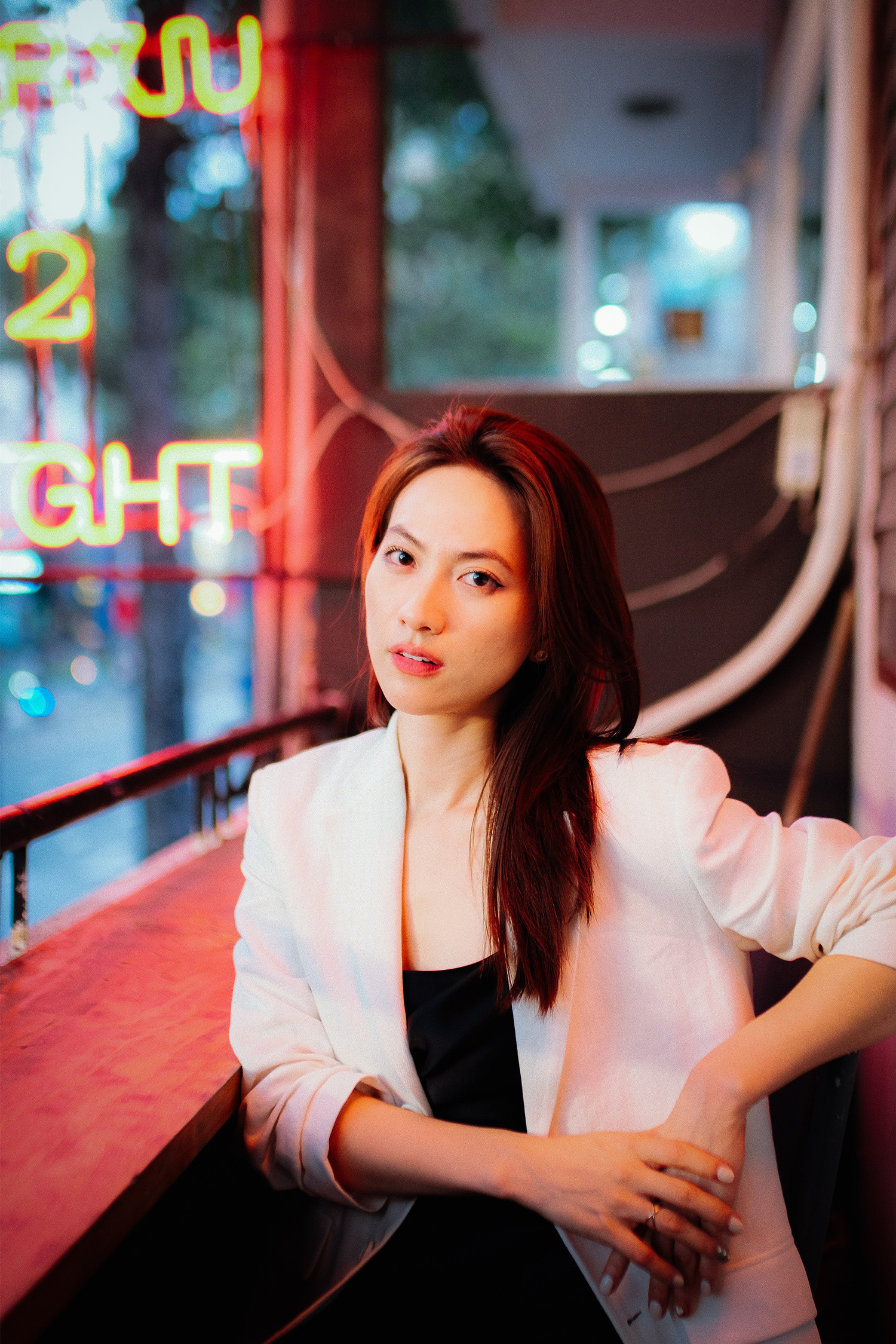 Phương Anh Đào Quê Ở Đâu: Hành Trình Từ Miền Tây Sông Nước Đến Ánh Hào Quang