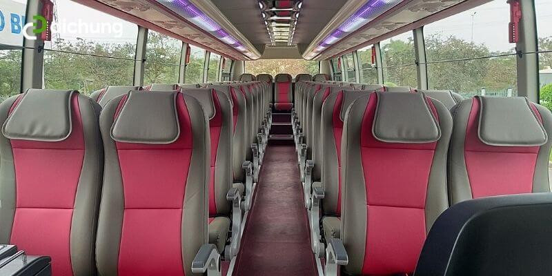 Đường cao tốc hiện đại kết nối các tỉnh thành