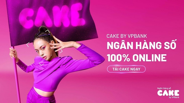 Giao diện điện thoại với logo Cake by VPBank và thẻ ngân hàng