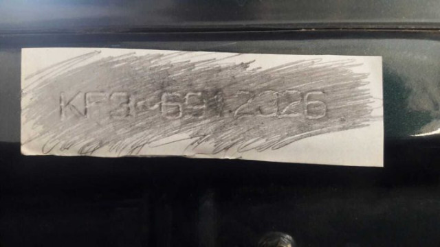 Giấy decal chuyên dụng để cà số khung số máy xe ô tô, xe máy