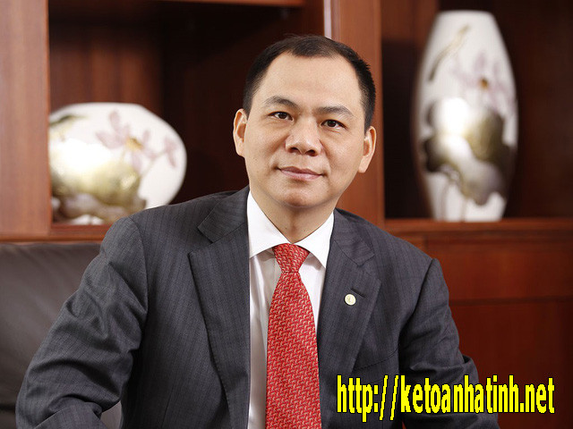 Hình ảnh tỷ phú Phạm Nhật Vượng, người con ưu tú của Hà Tĩnh