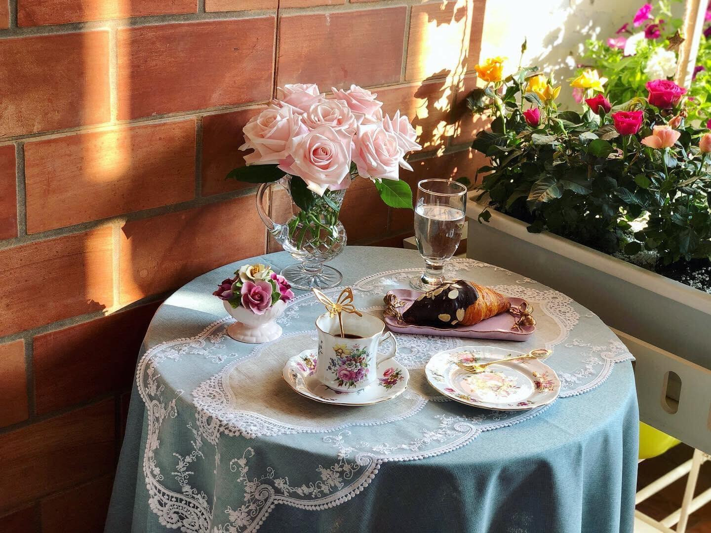 Khăn trải bàn phòng ăn sang trọng