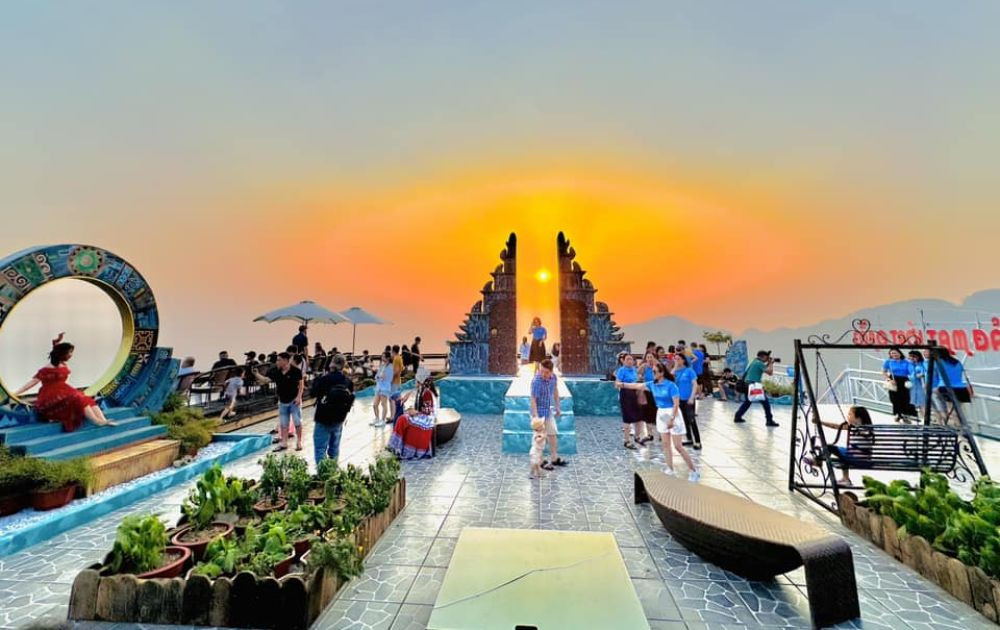 Kiến trúc cổng trời Tam Đảo với hiệu ứng phản chiếu độc đáo