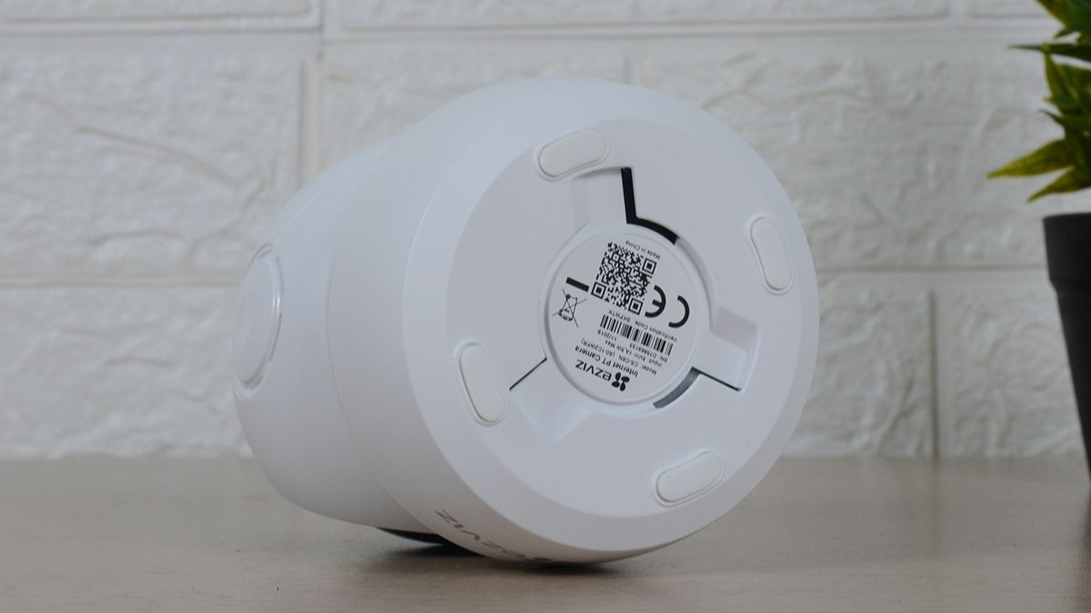 Mã xác minh camera Ezviz trên tem dán thiết bị