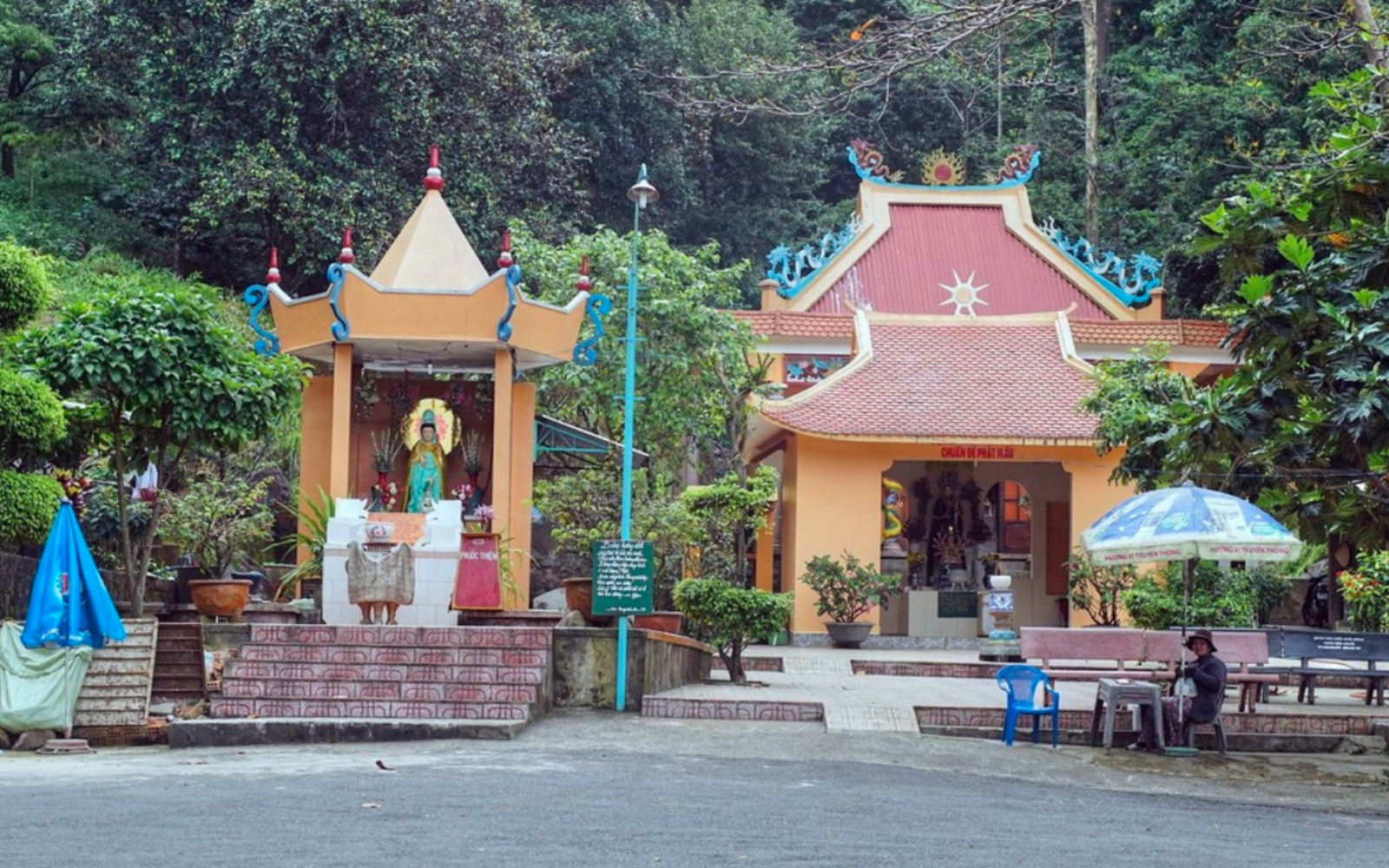 Miếu Ba Cô tại chân Đèo Bảo Lộc, nơi lưu giữ câu chuyện lịch sử