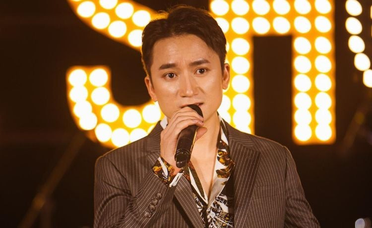 Phan Mạnh Quỳnh với vẻ ngoài chân thật, giản dị quê ở Nghệ An