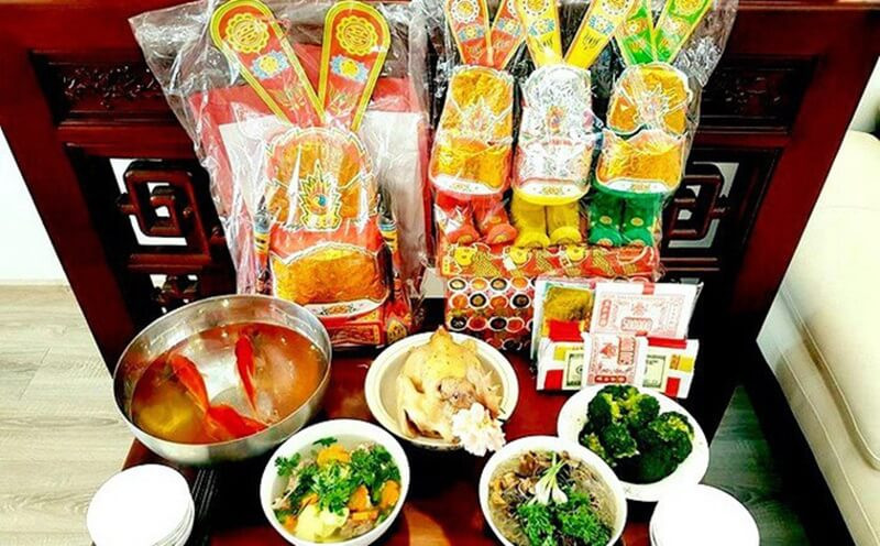 Phong tục cúng ông Công ông Táo truyền thống với mâm lễ vật đầy đủ