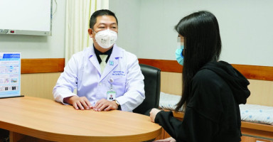 Thăm khám thẩm mỹ tại Bệnh viện Đại học Y Dược TP.HCM