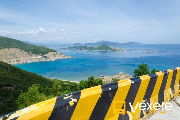 Toàn cảnh thành phố Cam Ranh nhìn từ trên cao, điểm đến hấp dẫn sau hành trình từ TPHCM