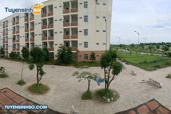 Tổng quan kiến trúc đại học Hải Dương, cơ sở chính với không gian xanh mát