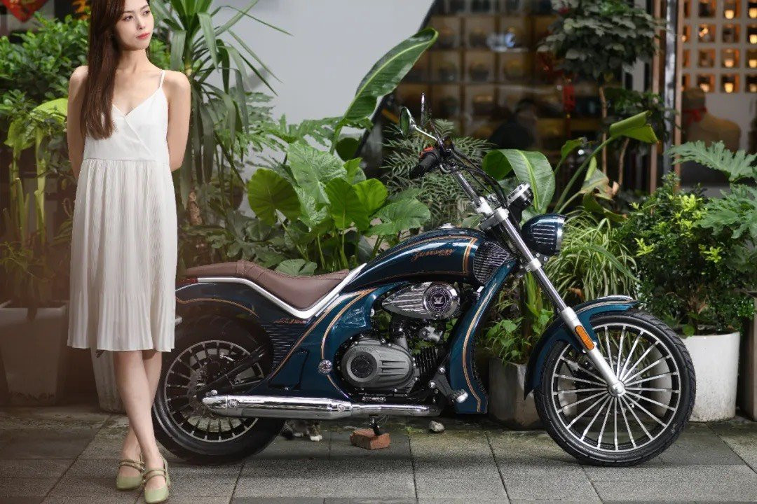 Zongshen Yomi 125 ABS với phong cách Bobber