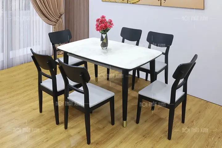 Bảo Quản Và Vệ Sinh Bàn Ăn Cũ Để Kéo Dài Tuổi Thọ