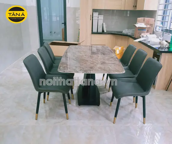 Đặt Bàn Ăn Ở Giữa Phòng Bếp Và Phòng Khách Đặt Bàn Ăn Ở Giữa Phòng Bếp Và Phòng Khách