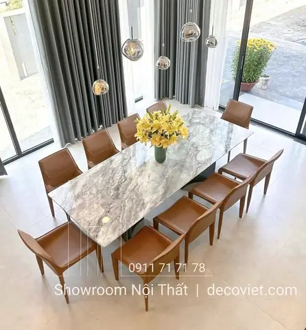 Điều Gì Khiến Bộ Bàn Ăn Mặt Đá Trở Nên Thu Hút?