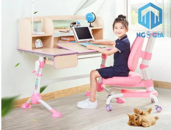 Các Mẫu Bàn Học Sinh Có Giá Sách Khác