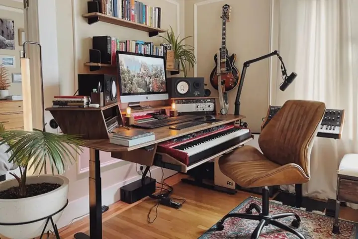 Bàn Phòng Thu Standing Studio