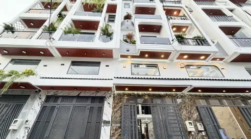 Nha Pho Huong Dong Nam Tphcm