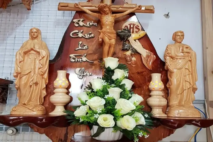 Cách Cắm Hoa Để Bàn Thờ Chúa Đẹp, Ý Nghĩa