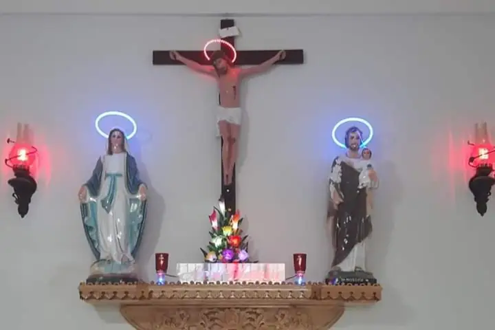 Đèn Bàn Thờ Chúa