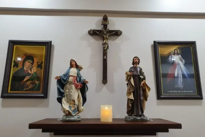 Ảnh Bàn Thờ Chúa