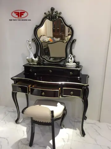 Một Bộ Bàn Trang Điểm Không Thể Thiếu Trong Cănphòng Ngủ Tân Cổ Điểnxinh Đẹp Của Các Chị Em Phụ Nữ. Được Lấy Cảm Hứng Từ Những Bộbàn Trang Điểm Đẹp Tân Cổ Điểncủa Các Cô Gái Pháp, Những Nghệ Nhân Đã Dùng Cả Tâm Huyết Để Lựa Chọn Nguyên Liệu Cũng Như Những Mẫu Hoa Văn Để Thiết Kế Nên Bộbàn Trang Điểm Đẹp Tân Cổ Điển2803lp.