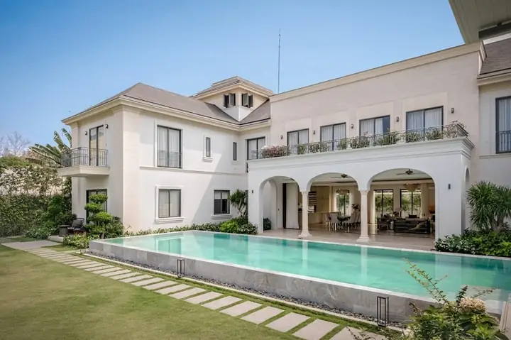 Thiết Kế Biệt Thự Nhà Vườn Có Hồ Bơi Tân Cổ Điển