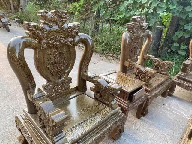 Bộ Bàn Ghế Gỗ Mun Tay 20