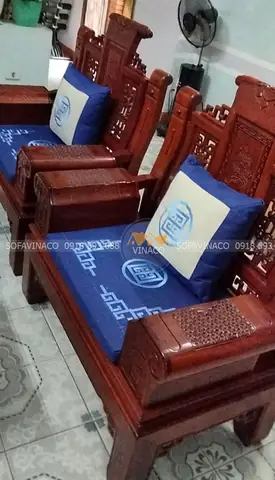 Mẫu Đệm Ghế Gỗ Thêu Triện Đẹp Được Làm Cho Khách