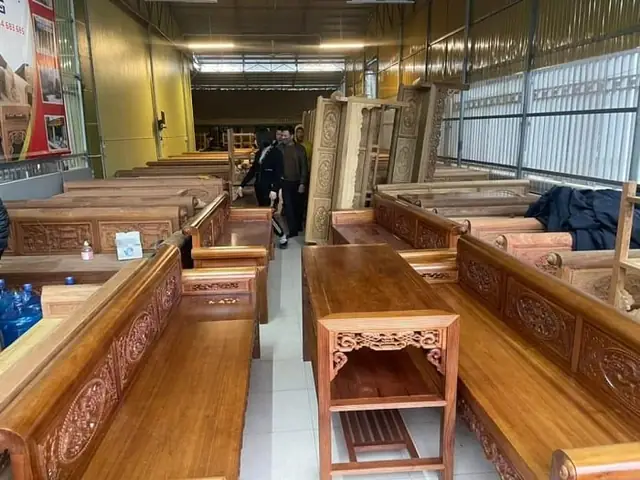 Bộ Trường Kỷ Gỗ Lim Giá Bao Nhiêu? Phân Tích Chuyên Sâu & Kinh Nghiệm Chọn Mua