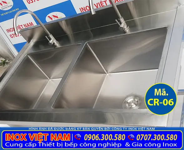Bồn Rửa Chén Inox 2 Ngăn Có Kệ Dưới Với Thiết Kế Tiện Lợi