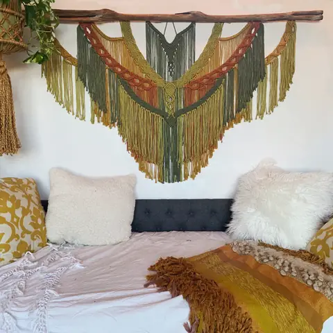 Tường Trang Trí Sản Phẩm Thủ Công Tự Nhiên