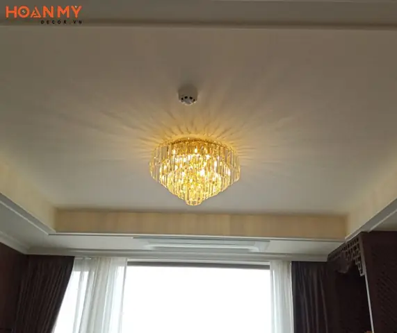 Một Số Mẫu Trần Nhà Đẹp 2025