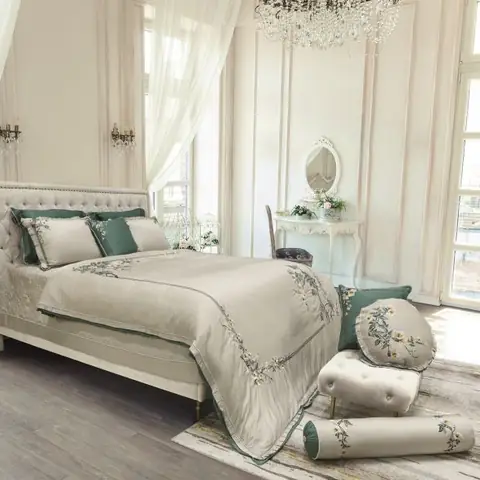 Nên Đặt Bàn Trang Điểm Gần Cửa Sổ Phòng Ngủ Nên Đặt Bàn Trang Điểm Gần Cửa Sổ Phòng Ngủ